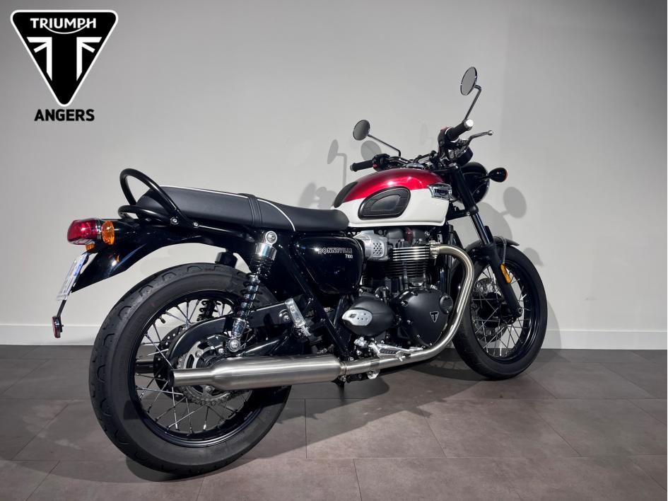 TRIUMPH Bonneville T100 (Eligible A2)