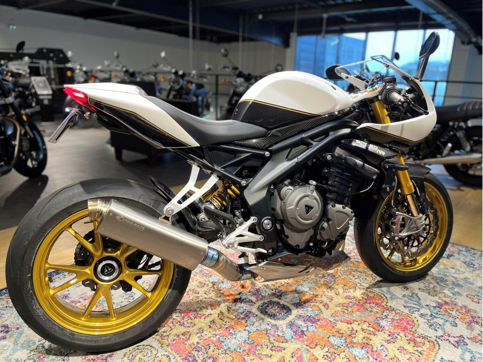 Speed Triple 1200 RR